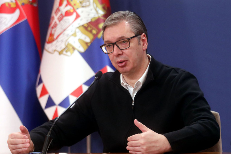 Vučić poslao važnu poruku studentima: Sami odlučite, bez pritiska "ekspertskih" komisija i nekih profesora!