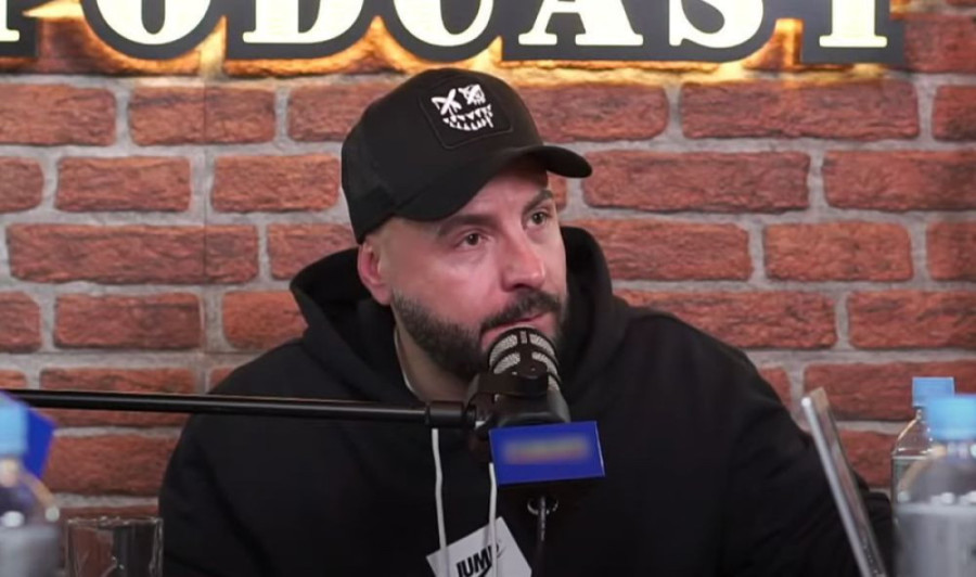 Sahranjen pevač "DNK": Najbliži grcaju u suzama, s nevericom ga ispraćaju na večni počinak