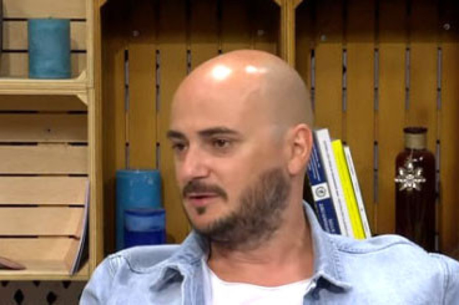 Sara Jo pevala i plakala kao kiša! Snimak iz Makedonije o kojem se priča (VIDEO)