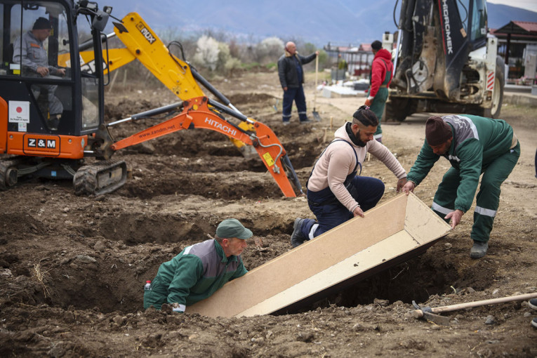 Hitan apel porodica nastradalih u tragediji u Kočanima: Vlasti u Skoplju podržale ožalošćene