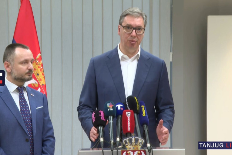 Vučić iz Brisela: Predsednik se obraća posle sastanaka sa Martom Kos