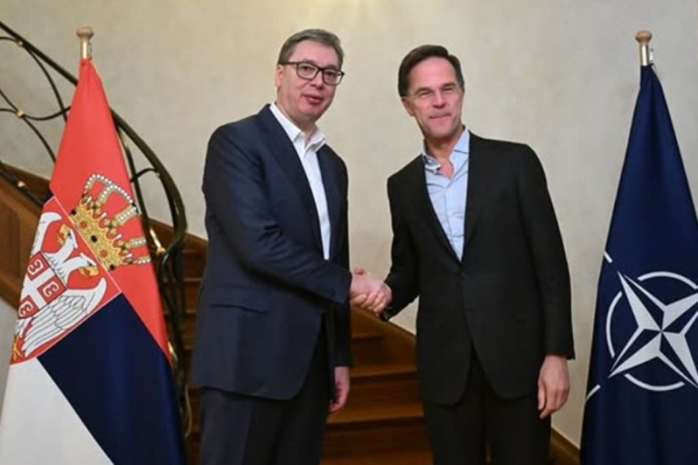 Vučić na večeri sa Ruteom: Uveren sam u još bolju saradnju Srbije i NATO (FOTO)