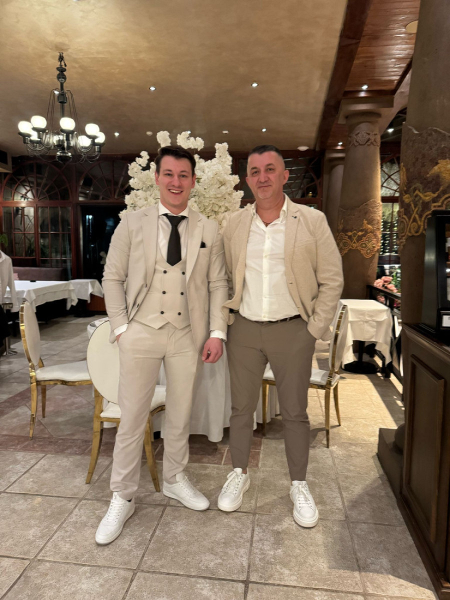 Tanja Savić priredila gala slavlje u prestižnom restoranu: Sve odiše luksuzom, a gosti imaju poseban dres kod