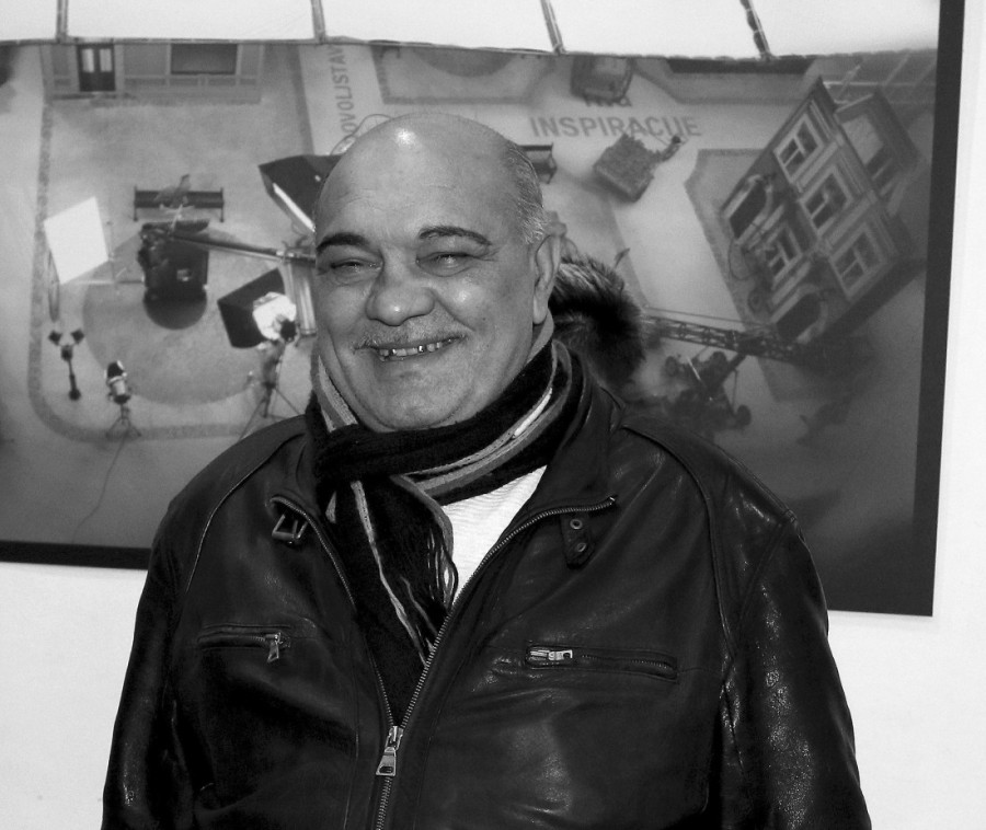 Sahranjen Rade Vasić: Rada kuka za suprugom, jedva stoji na nogama od tuge i bola