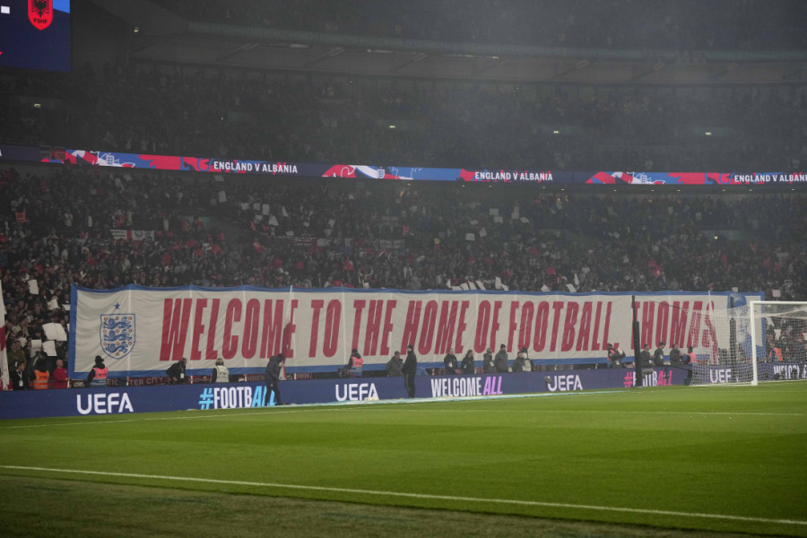 Sramna provokacija Albanaca u Londonu: Usledilo je gromoglasno "Kosovo Srbija", što je zaista neverovatno! (FOTO/VIDEO)