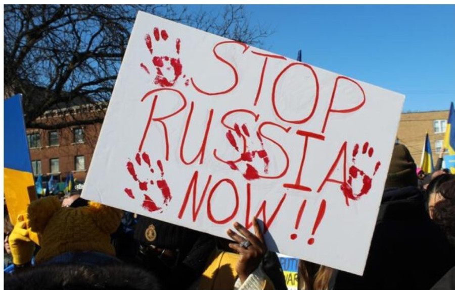 Od napada na političke neistomišljenike do skandiranja i parola: Neverovatne sličnosti između obojenih revolucija u Srbiji i Ukrajini