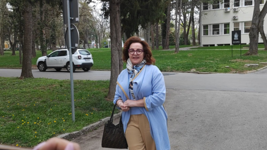 Pravo lice Ane Bekute bez šminke i filtera: Ne krije da je imala estetske korekcije (FOTO)