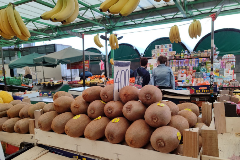 AMSS upozorava: Sneg na Zlatiboru, Tari i Goču – putevi prohodni, ali opasni