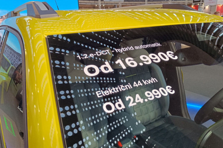 Benzinac stiže kolegu na struju: Stigli najnoviji podaci iz Nemačke