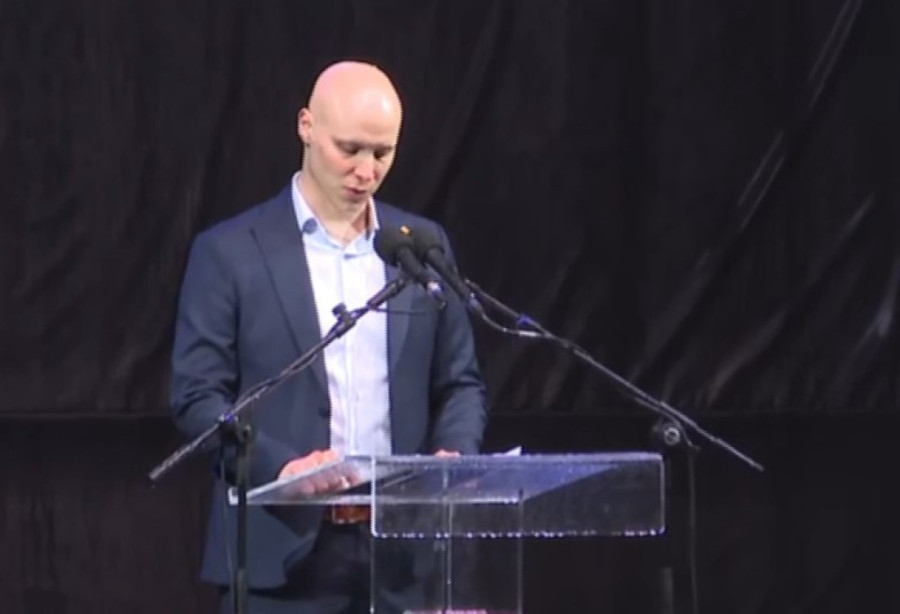 Vučić povodom Dana sećanja na stradale u NATO agresiji: Kao predsednik Srbije osećam ponos, jer znam da ćemo pobediti bez obzira na nasilje!