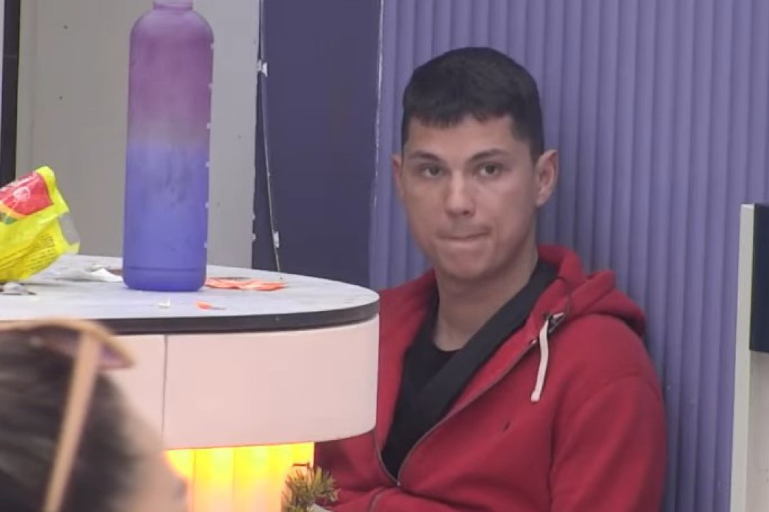 "Gde ćeš?" Pevačica uhodila dečka u Beogradu, a on pobegao automobilom čim ju je spazio!