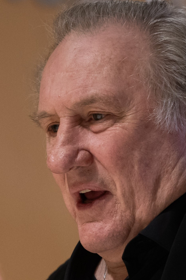 Depardje ponovo na sudu! Zbog napada na fotografa, čeka ga još jedna kazna!