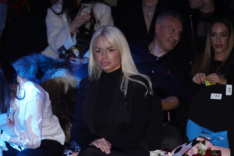 "Sa vrata prvo dobijem šamarčinu!" Bosančeva ćerka šokirala priznanjem o svom odrastanju!