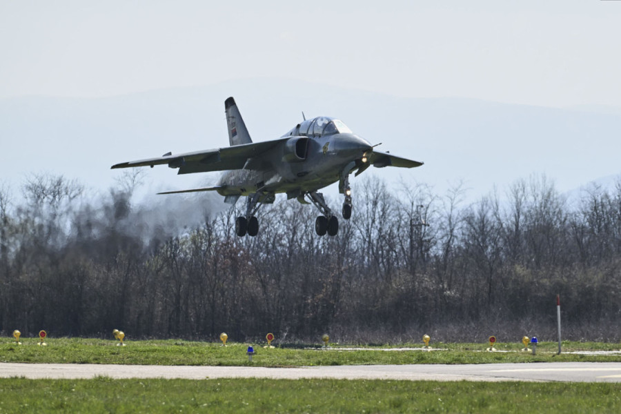 Pogled iz ptičje perspektive: Mladi piloti Vojske Srbije otkrivaju tajne neba! (FOTO)