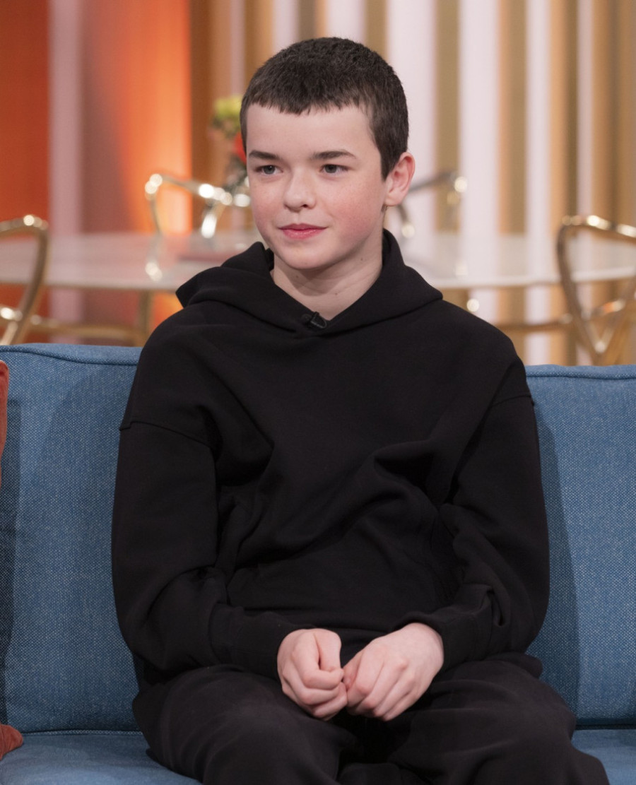 Ko je dečak koji je šokirao ceo svet u seriji "Adolescencija": Bez dana glumačkog iskustva u ulozi za Oskara (FOTO/VIDEO)