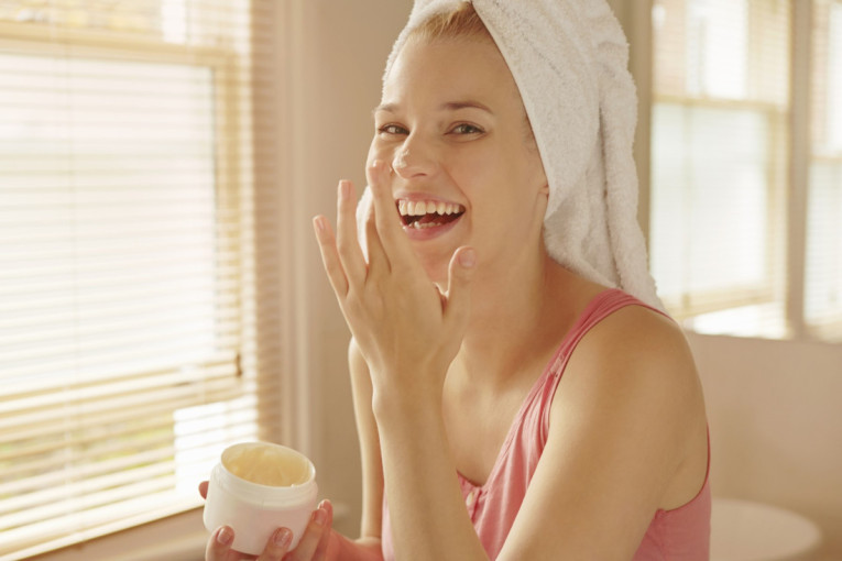 Recite zbogom crvenilu: Umirite upaljenu kožu lica uz pravilnu negu