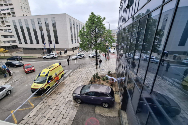 Pucnjava u Splitu: Napadač upao u banku i uzeo taoca (FOTO)