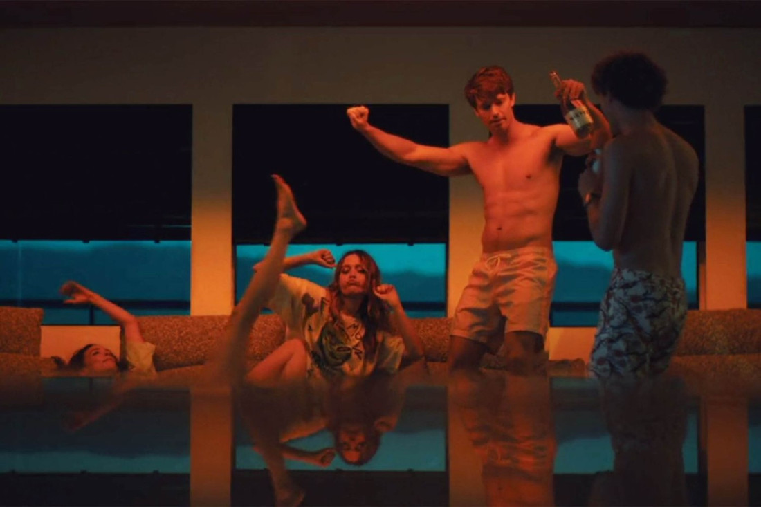 Scene gej incesta su bile toliko šokantne, da su neki glumci odustali: Otkriveni detalji sa snimanja "Belog lotosa" (FOTO/VIDEO)