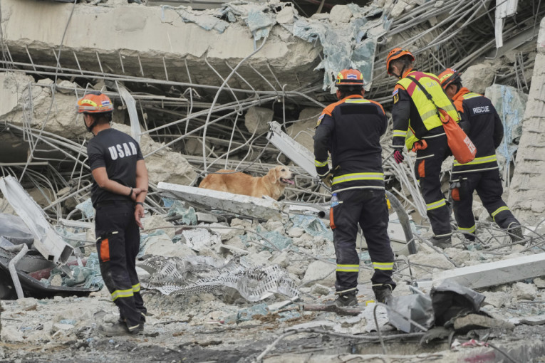 Broj poginulih u zemljotresu u Bangkoku drastično raste: Situacija postaje sve kritičnija! (VIDEO)