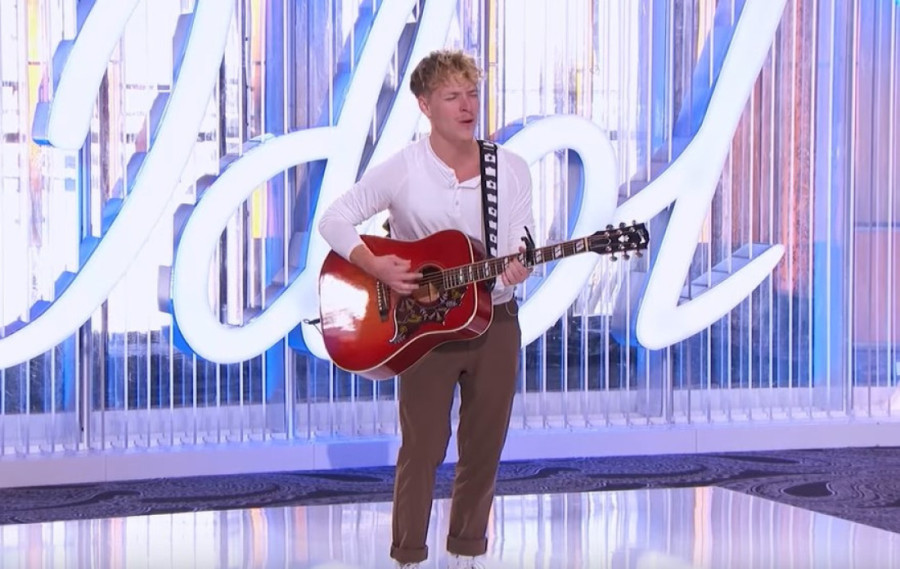 Pevačev sin se pojavio u „Američkom idolu", pa zaludeo sve: Žiri zinuo kad je čuo ko je on!