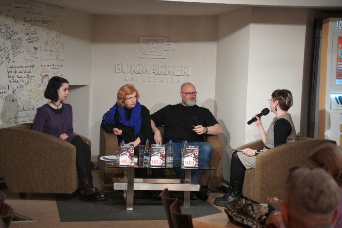 Lečenje ranjene muškosti: Predstavljen roman "Karota" Darka Tuševljakovića (FOTO)