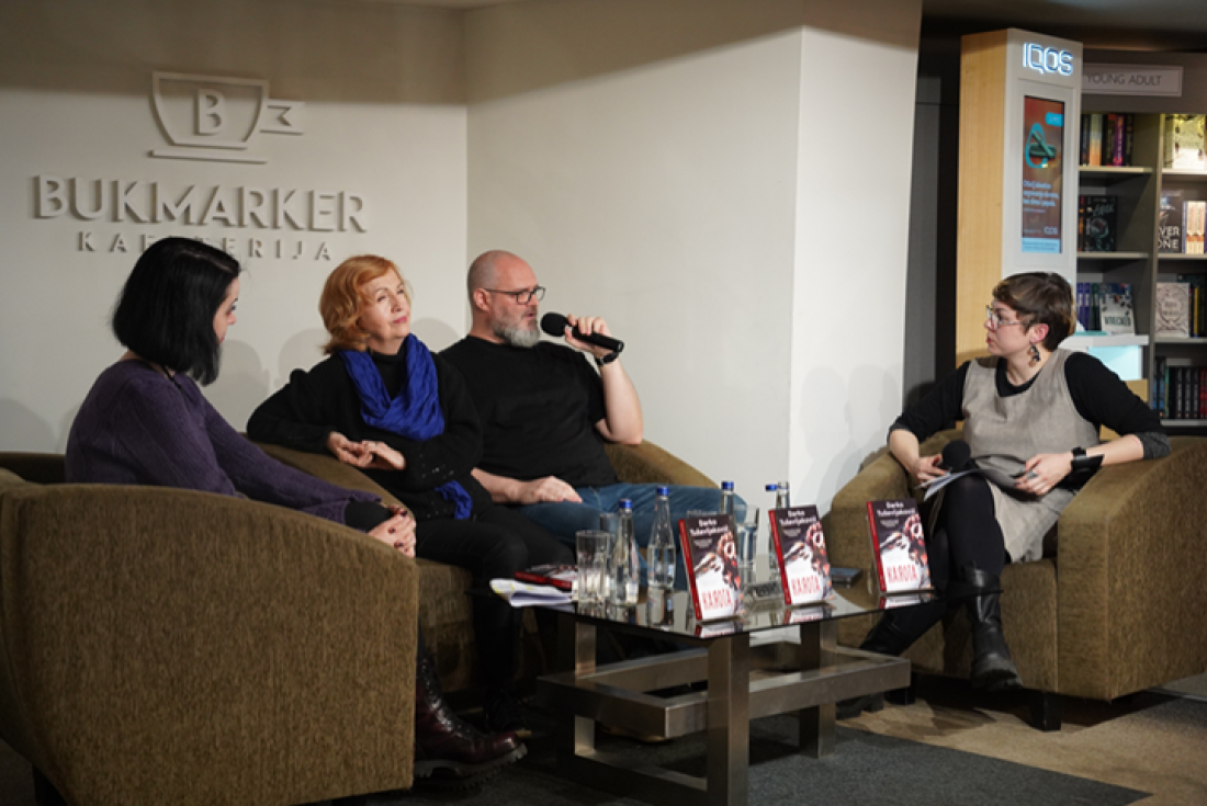 Lečenje ranjene muškosti: Predstavljen roman "Karota" Darka Tuševljakovića (FOTO)