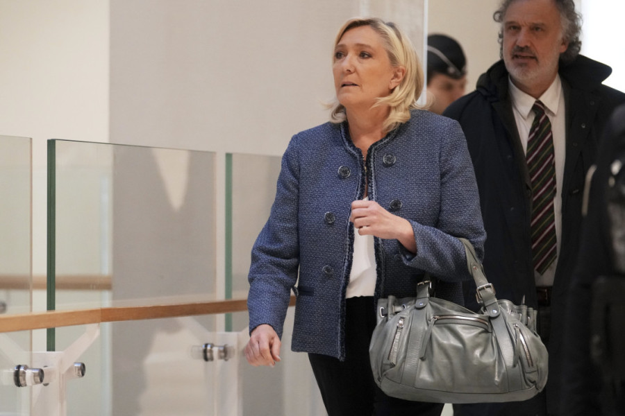 Marin le Pen i osam evropskih poslanika proglašeni krivim za proneveru sredstava