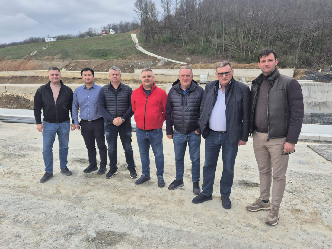 Veliki dan za stanovnike zapadne Srbije: Asfalt stiže do Požege – Srbija korak bliže bržoj vezi ka Crnoj Gori (FOTO)