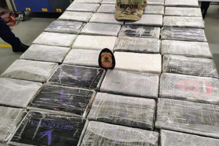 Velika zaplena droge na brodu: Srbin i Crnogorac uhapšeni u Brazilu - obukli uniforme, kokain sakrili u čamac za spasavanje