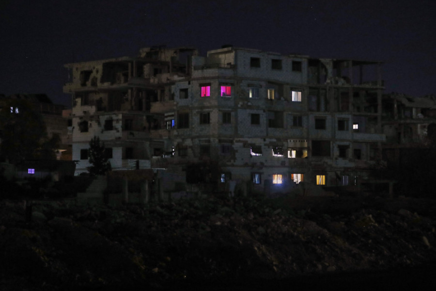 Cela zemlja u mraku: Sirija ostala bez struje (FOTO)