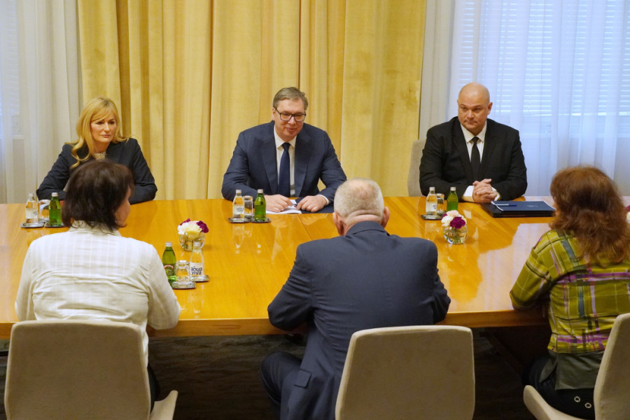 Održane konsultacije o mandataru: Vučić se sastao s Ruskom strankom, SVM i "Mi - glas iz naroda"