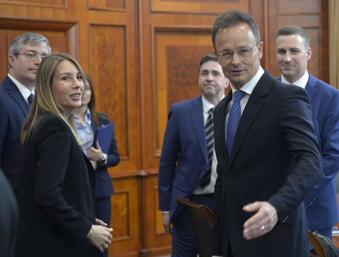 Srbija i Mađarska se povezuju naftovodom: Kraj zavisnosti od drugih pravaca snabdevanja?