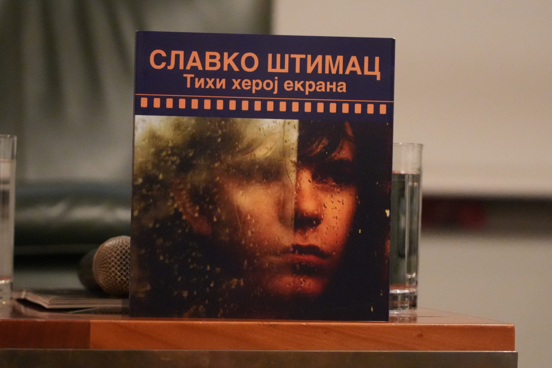 Slavko Štimac toliko uverljiv u "Andergraundu" da mu je i majmun poverovao: Predstavljena monografija o našem umetniku (FOTO/VIDEO)