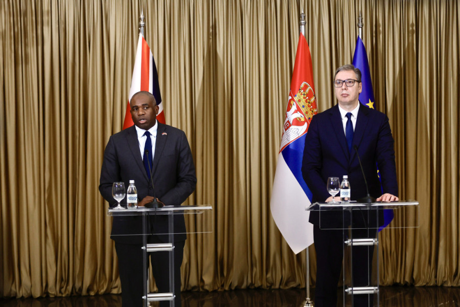 Vučić nakon sastanka sa šefom britanske diplomatije: Pokazali smo kako se zrelošću čuvaju mir i stabilnost u zemlji (VIDEO)