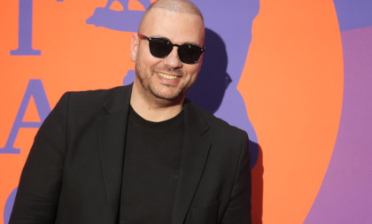 Pevač o početku karijere: Ljudi se slikaju sa mnom, a ja nemam dinara u džepu!