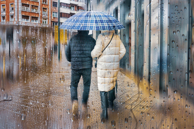 Vremenska klackalica: Danas sunce, oblaci i kratkotrajna kiša