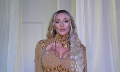 "Sabotiraju nas, čekamo specijalce!" Anabela se oglasila nakon dojave o bombi na koncertu!