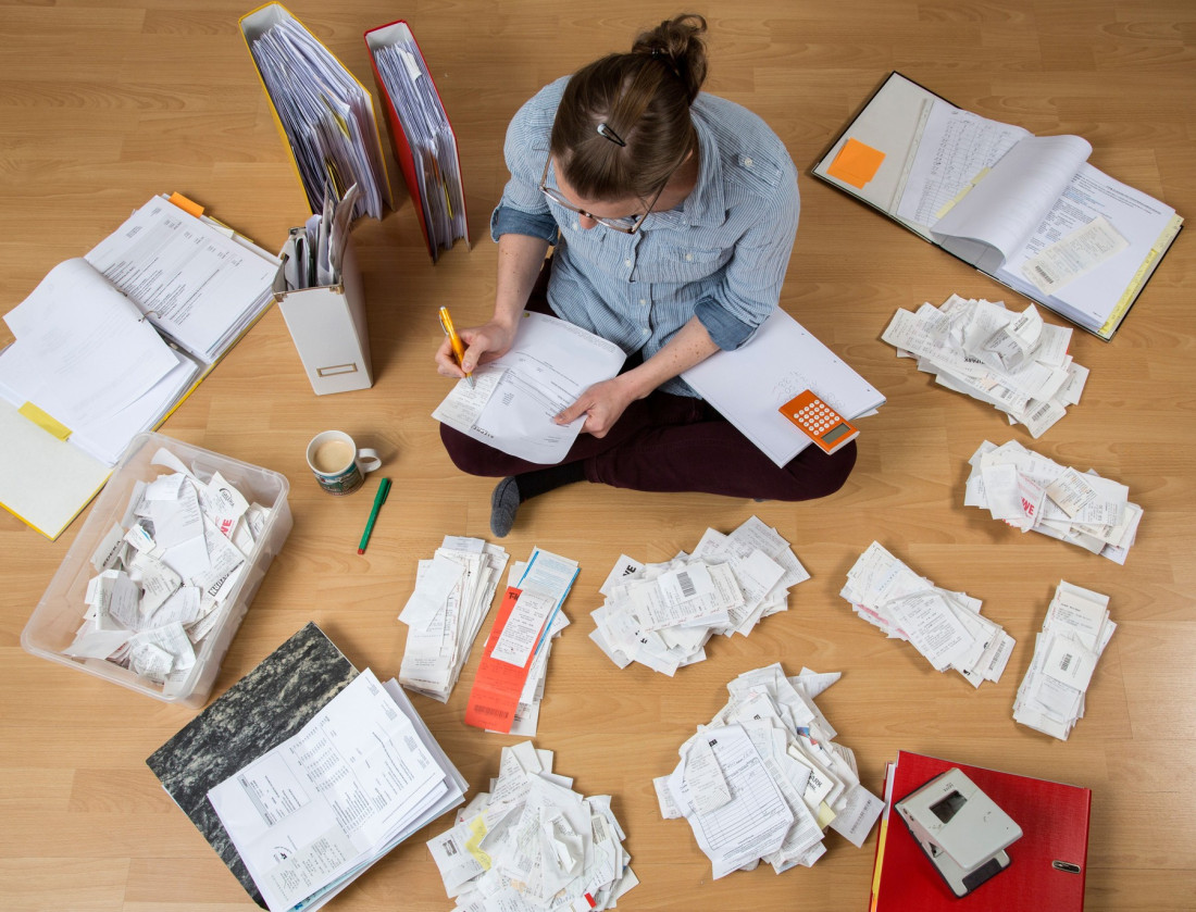 Da li vaša dnevna soba izgleda kao skladište? Neke predmete treba odmah da izbacite