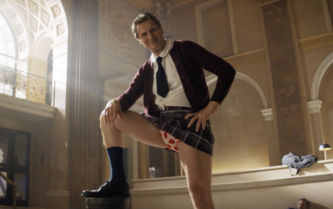 Ludo sam zaljubljen u Pamelu: Lijam Nison o svojoj partnerki u rimejku "Golog pištolja" (FOTO/VIDEO)