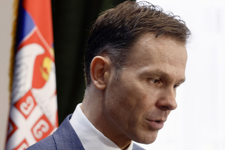 Obećanje koje smo dali ispunjavamo! Mali objavio važnu vest za prosvetare (VIDEO)