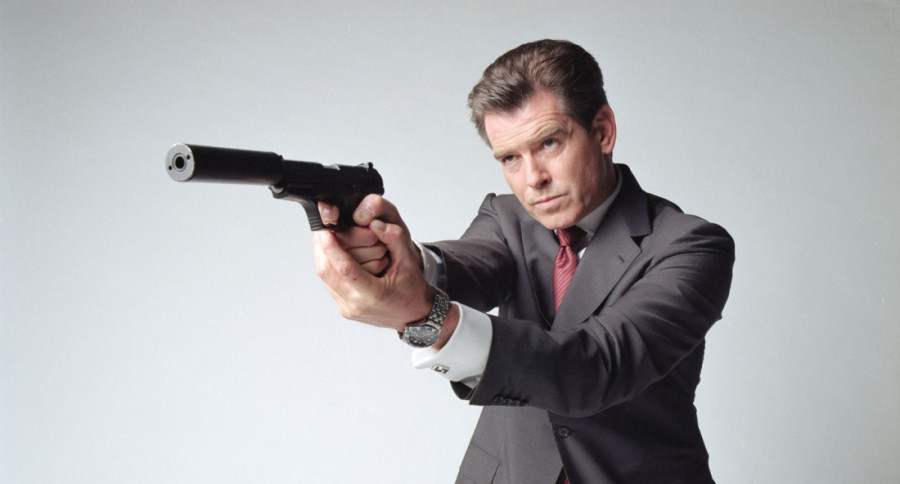 Džejms Bond je razoružan i svi su u šoku: Skandalozan potez izazvao haos na mrežama (FOTO/VIDEO)
