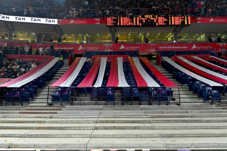 Zvezda pala u trileru, ali ide u plej-in! Efes slavio tek posle produžetka, Kodi promašio šut za pobedu (FOTO/VIDEO)