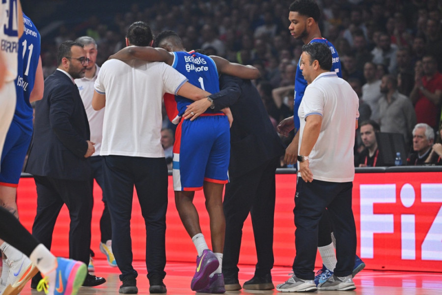 Zvezda pala u trileru, ali ide u plej-in! Efes slavio tek posle produžetka, Kodi promašio šut za pobedu (FOTO/VIDEO)