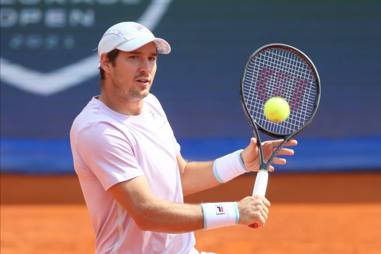 Katastrofa Dušana Lajovića: Srbin poražen od 329. tenisera sveta!