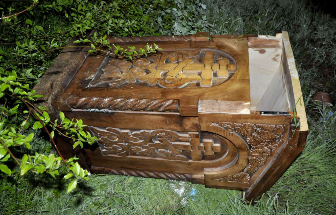 Detalji krađe u Lajkovcu: Ovo je kutija sa dobrovoljnim novčanim prilozima zbog koje su "pali" (FOTO)