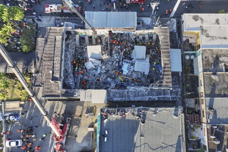 Poslednje reči Rubija Pereza odzvanjaju internetom: Pod betonom sam, gušim se, Karolina je sa mnom, ali ne reaguje (VIDEO)