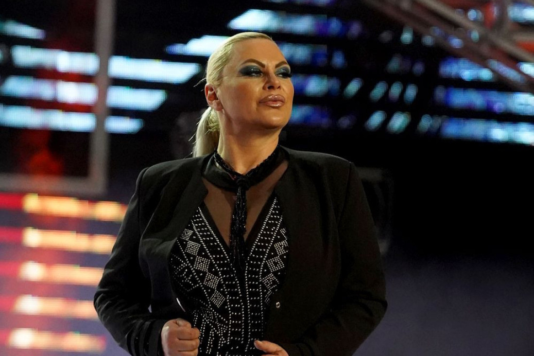 Miljana Kulić raskinula sa dečkom: On samo radi i spava!