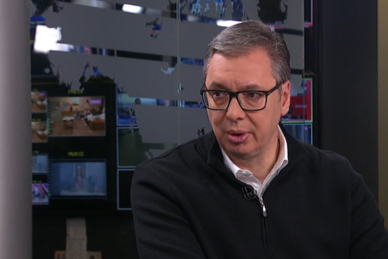 Vučić u Nacionalnom dnevniku na Pinku: Neće Srbin da mu neko ruši državu i zato je pokret otpora obojenoj revoluciji znatno jači