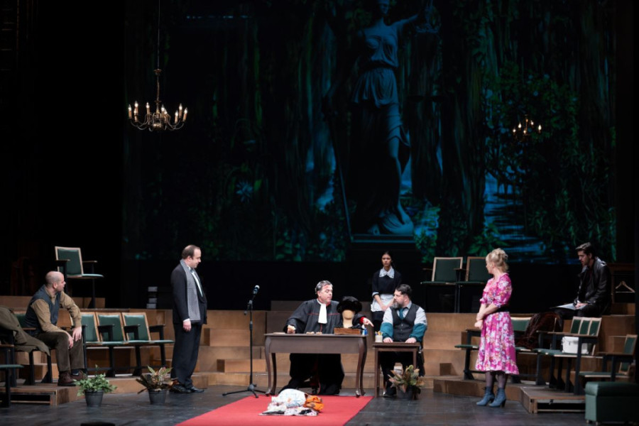 Žargonski izraz za gubljenje nevinosti: "Razbijeni krčag" u Narodnom pozorištu (FOTO)