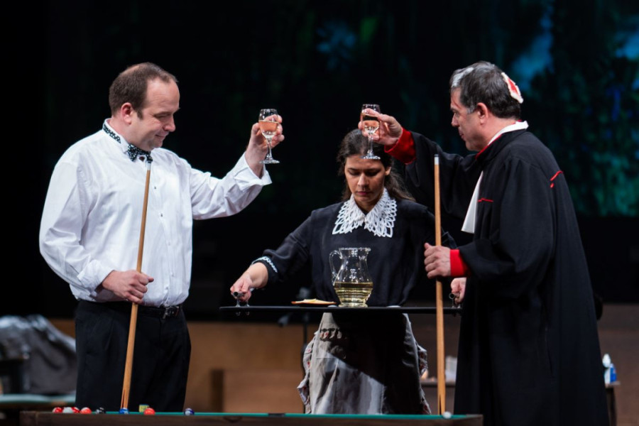 Žargonski izraz za gubljenje nevinosti: "Razbijeni krčag" u Narodnom pozorištu (FOTO)